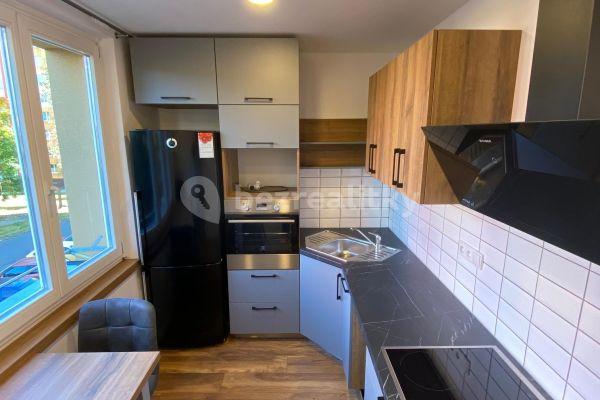 Prenájom bytu 2-izbový 63 m², Chomutovská, Karlovy Vary