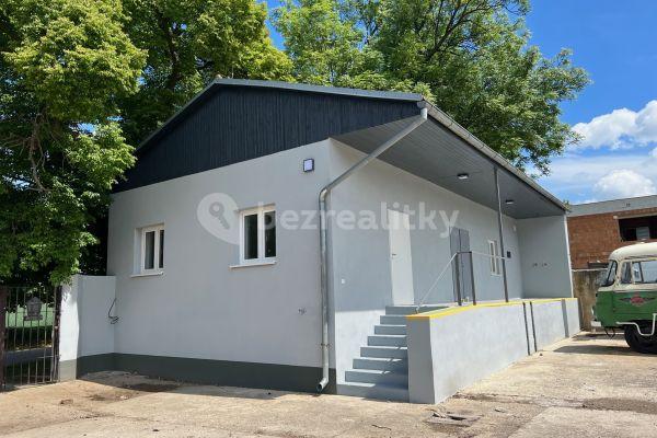 Prenájom nebytového priestoru 1.500 m², Růžová, Rudná