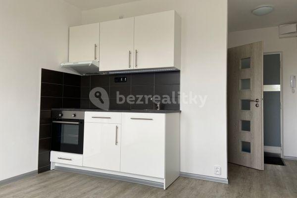 Prenájom bytu 2-izbový 36 m², Sadová, Nový Bor