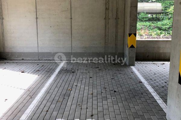 Predaj garáže 13 m², Pod Harfou, 