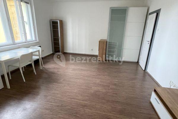 Prenájom bytu 2-izbový 51 m², Kouřimská, 