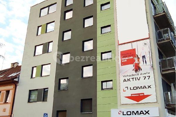 Prenájom bytu 2-izbový 50 m², Železničního pluku, Pardubice