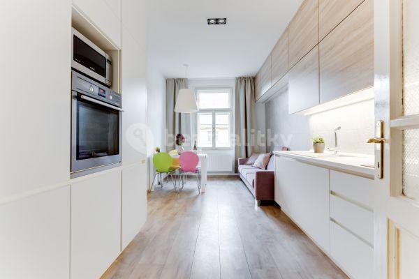 Prenájom bytu 2-izbový 55 m², Nezamyslova, Praha