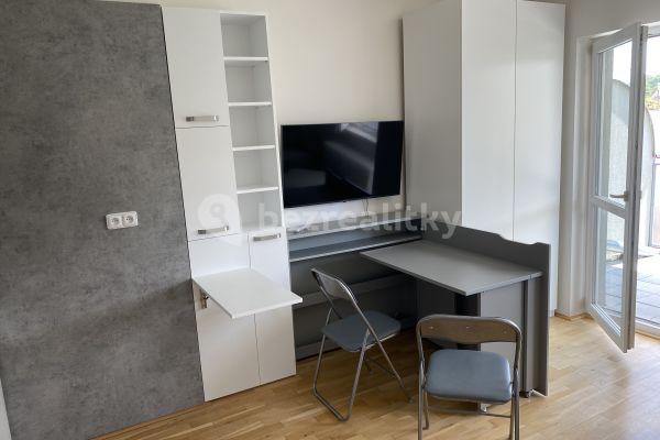 Prenájom bytu 1-izbový 26 m², U Nikolajky, Praha