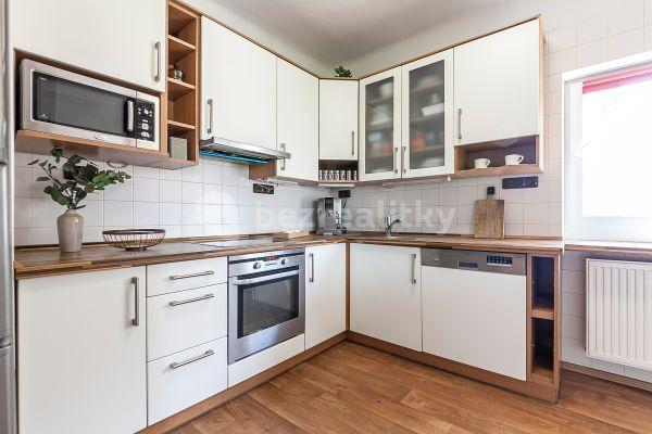 Predaj domu 356 m², pozemek 901 m², Vestecká, 