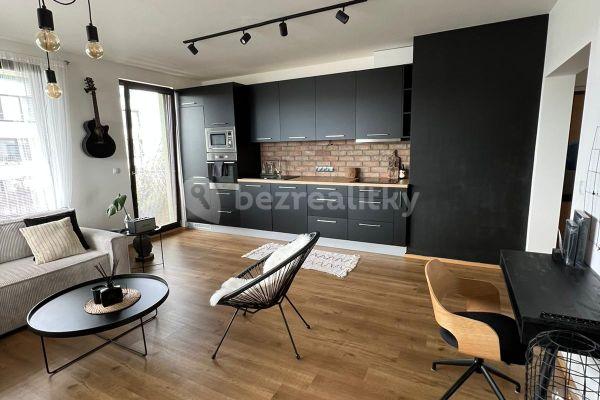 Prenájom bytu 2-izbový 58 m², Sousedíkova, Hlavní město Praha