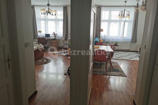 Prenájom bytu 2-izbový 55 m², Polská, Praha