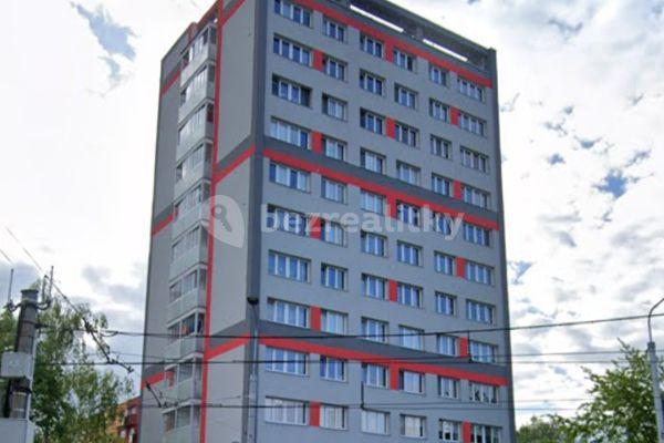 Prenájom bytu 3-izbový 63 m², Výškovická, Ostrava