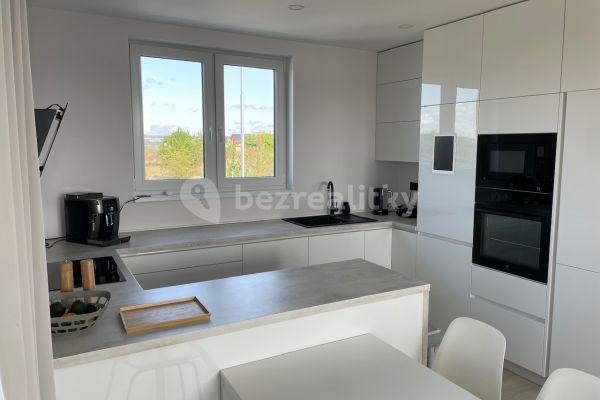 Predaj bytu 4-izbový 112 m², Vochov