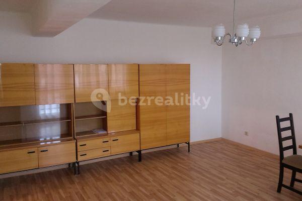 Prenájom bytu 2-izbový 58 m², Dukelská, Benešov, Středočeský kraj