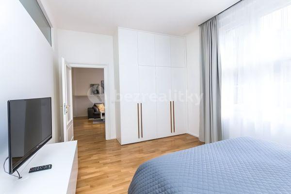 Prenájom bytu 2-izbový 62 m², Dlouhá, Prague