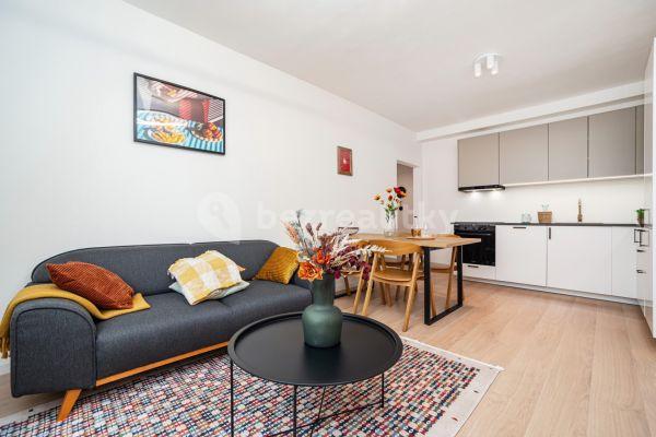 Predaj bytu 4-izbový 74 m², Lešenská, Praha