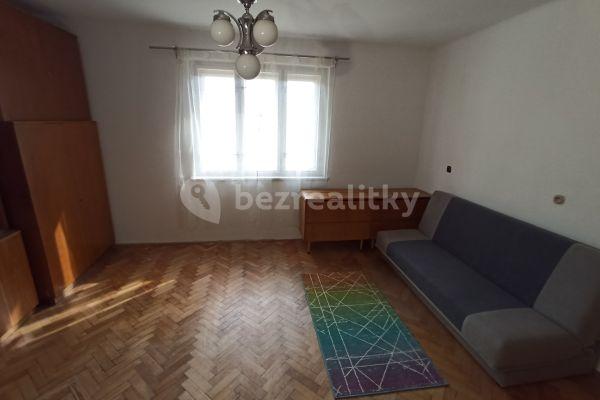 Prenájom bytu 2-izbový 65 m², Kuklenská, Hradec Králové