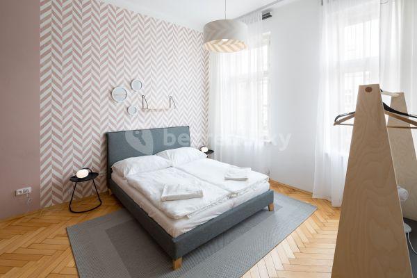 Prenájom bytu 2-izbový 68 m², Francouzská, Praha