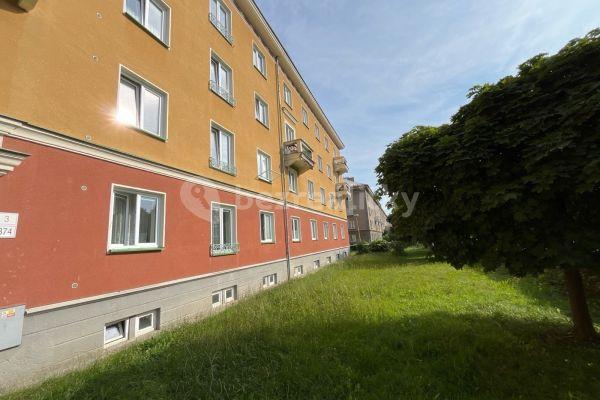 Prenájom bytu 3-izbový 71 m², Mírová, 