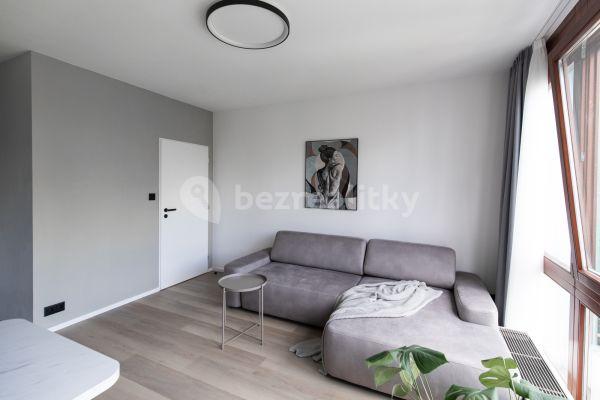 Prenájom bytu 2-izbový 50 m², Novákových, Praha