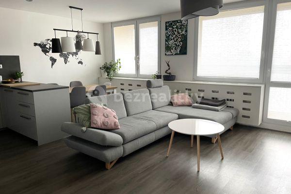 Predaj bytu 3-izbový 77 m², Novodvorská, Hlavní město Praha