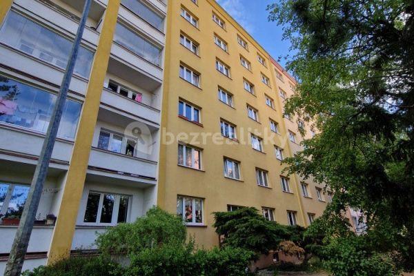 Prenájom bytu 2-izbový 55 m², Nigerijská, Praha
