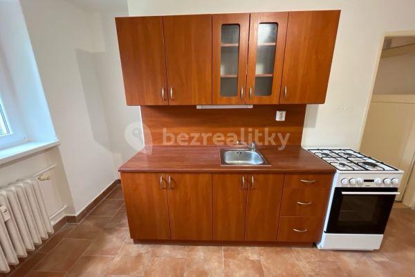 Prenájom bytu 3-izbový 72 m², Plynárenská, 