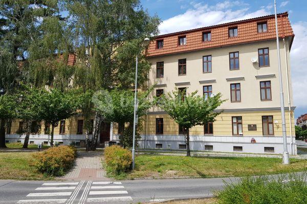 Prenájom bytu 2-izbový 107 m², třída Československé armády, Hranice