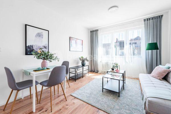 Predaj bytu 3-izbový 55 m², Olbrachtova, Hlavní město Praha