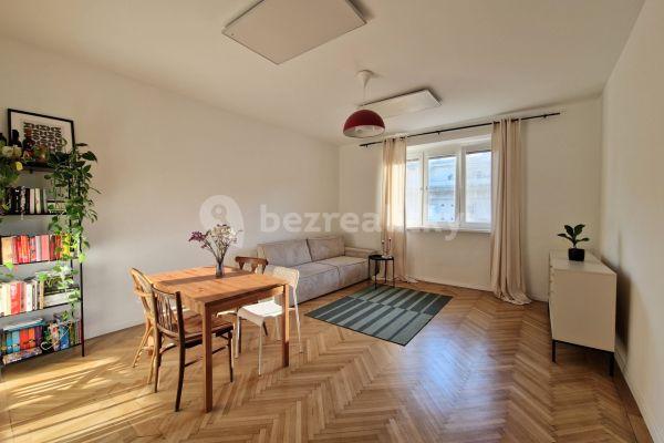 Prenájom bytu 2-izbový 66 m², Miletičova, Ružinov