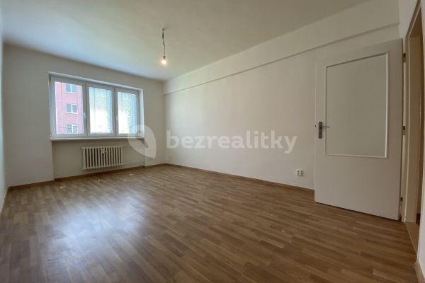 Prenájom bytu 3-izbový 75 m², Václavovická, 