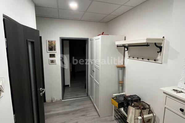 Prenájom bytu 2-izbový 54 m², Blatenská, Chomutov