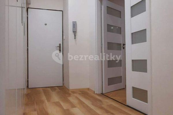 Prenájom bytu 3-izbový 57 m², Škroupova, Hradec Králové