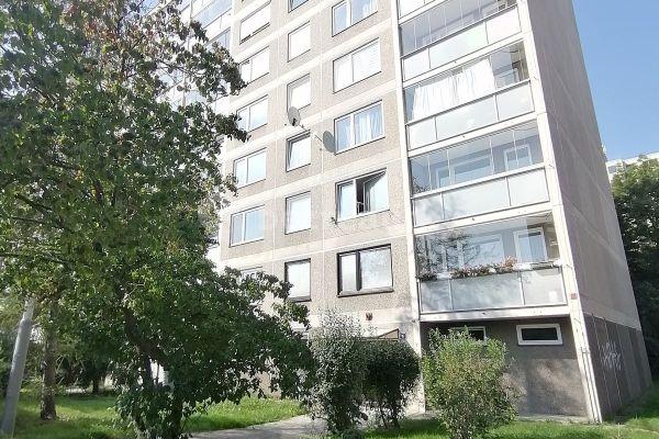 Prenájom bytu 4-izbový 76 m², Majerského, Praha