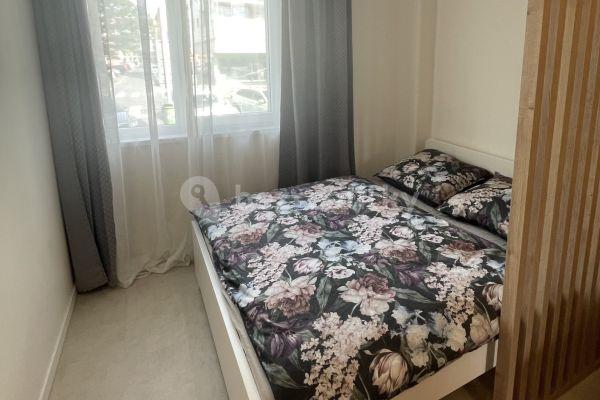 Prenájom bytu 1-izbový 22 m², Osadní, Praha