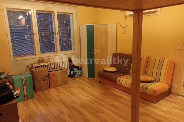 Prenájom bytu 1-izbový 29 m², Na Dolinách, Hlavní město Praha