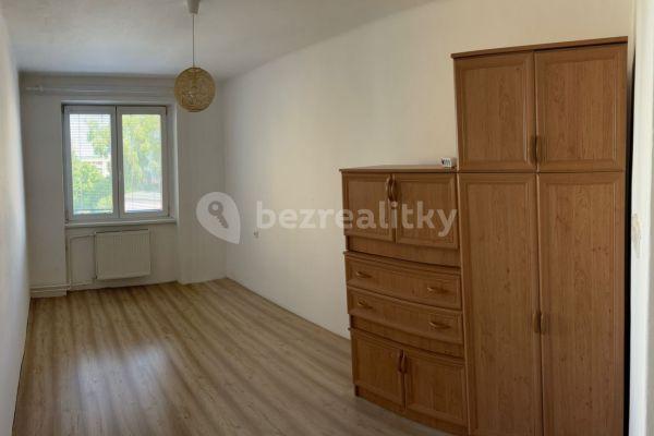 Prenájom bytu 3-izbový 75 m², Pod Vrchem, Mělník