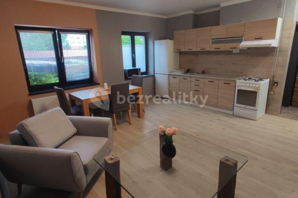 Prenájom bytu 2-izbový 63 m², Masarykova, Plzeň