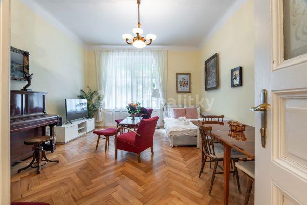 Prenájom bytu 2-izbový 58 m², Lužická, Praha