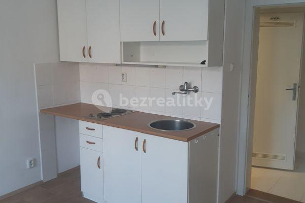 Prenájom bytu 1-izbový 23 m², Hartigova, Hlavní město Praha