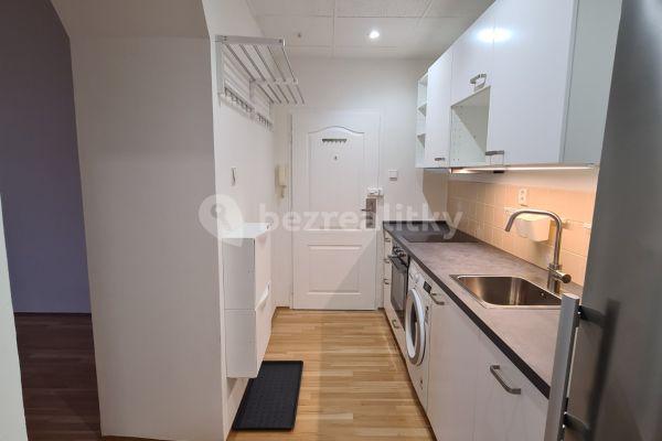 Prenájom bytu 2-izbový 48 m², Pod Karlovem, Praha