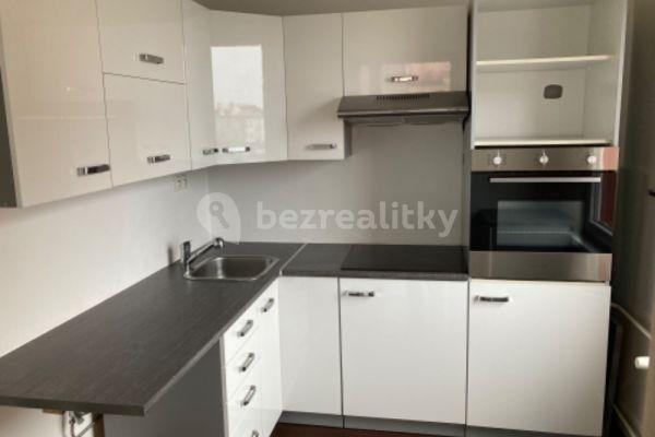 Prenájom bytu 2-izbový 54 m², Čs. armády, Kladno, Středočeský kraj