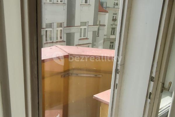 Prenájom bytu 2-izbový 67 m², Víta Nejedlého, Praha