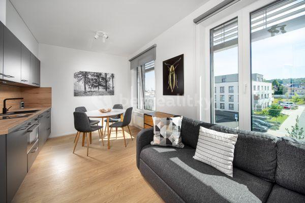 Prenájom bytu 1-izbový 27 m², Heřmanická, Praha