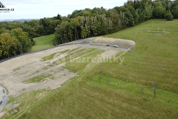 Predaj pozemku 1.000 m², Janovice