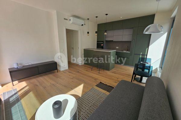 Prenájom bytu 2-izbový 53 m², Lerausova, Hlavní město Praha