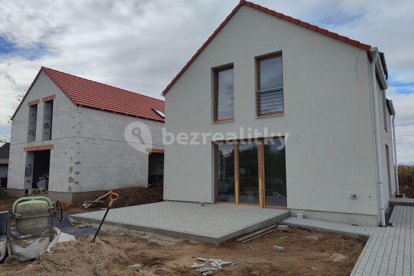 Predaj domu 125 m², pozemek 492 m², Břežany II