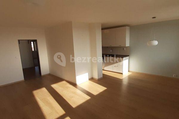 Prenájom bytu 3-izbový 87 m², Na Jarově, Praha