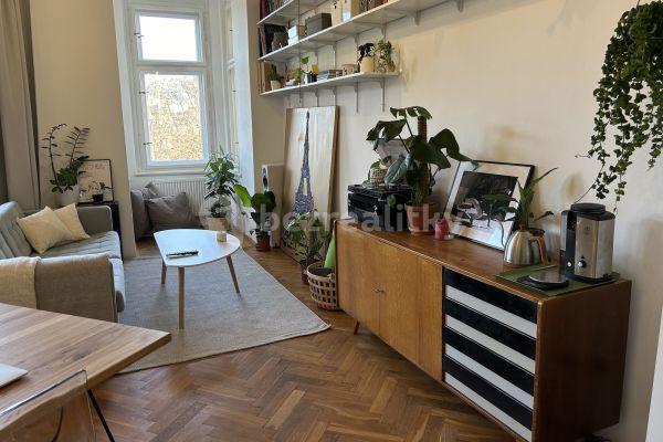 Prenájom bytu 2-izbový 49 m², Lumírova, Praha