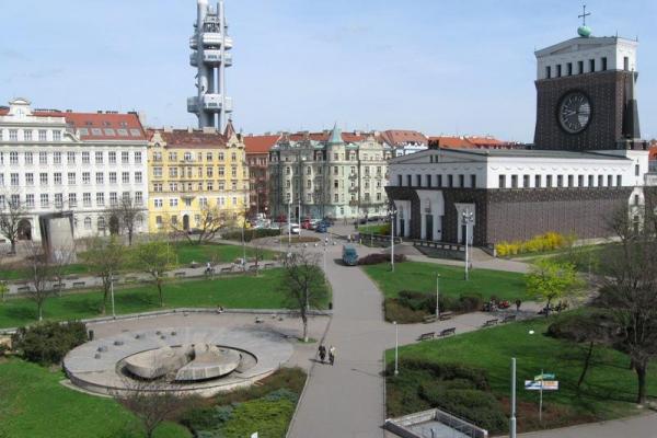 Prenájom bytu 3-izbový 82 m², U Vodárny, Praha, Praha